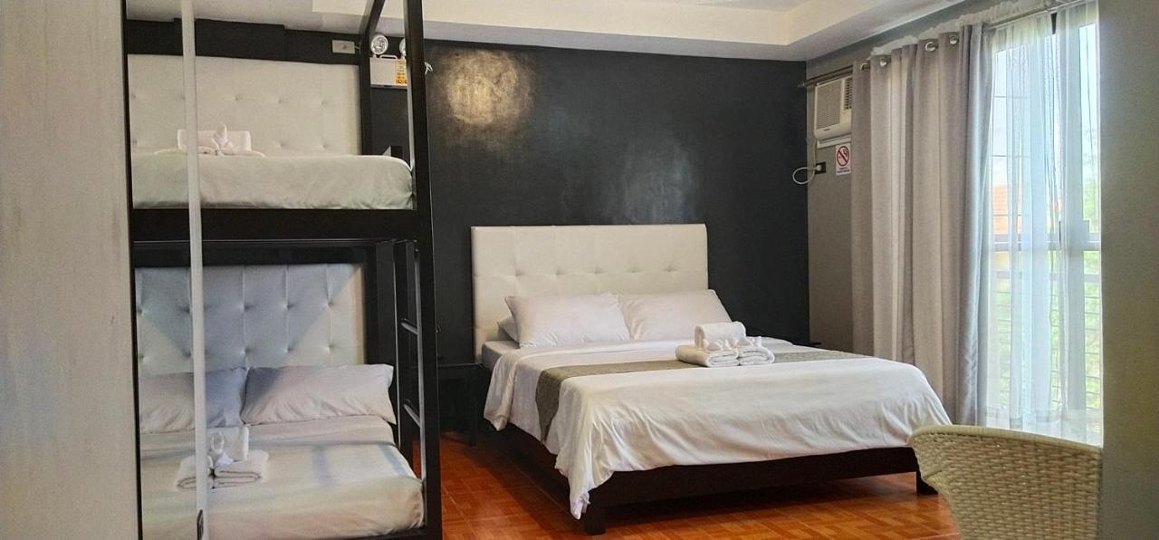 Rangya Hotel Tagaytay City Esterno foto