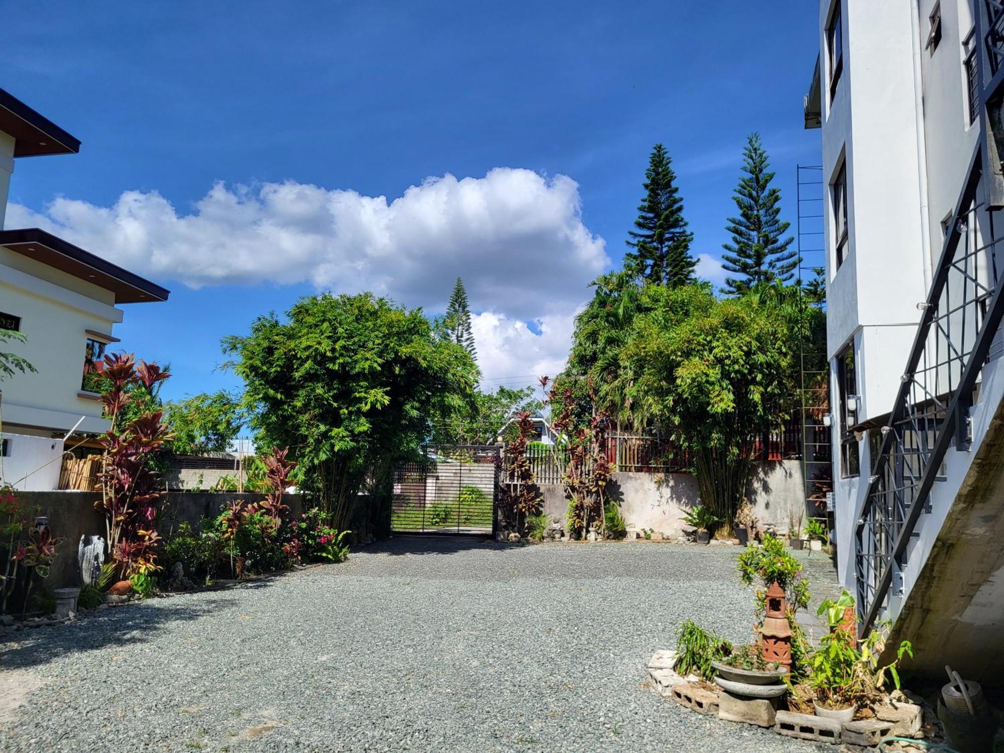 Rangya Hotel Tagaytay City Esterno foto